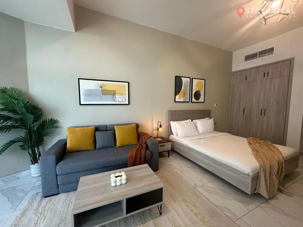 Apartment Uptown Getaway Charming Studio With Canal Burj & View Dubai