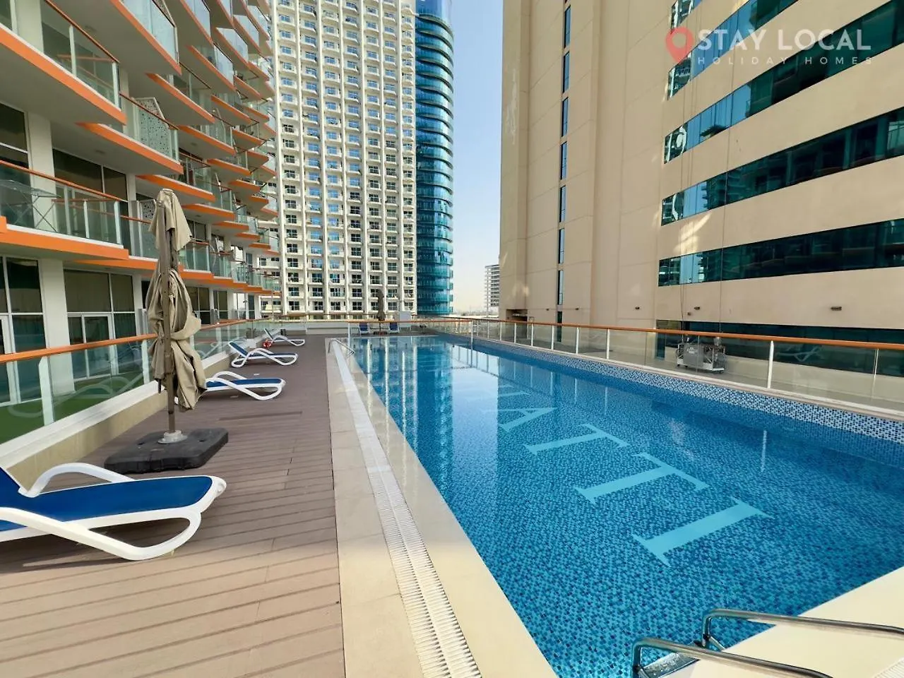 Apartment Uptown Getaway Charming Studio With Canal Burj & View Dubai