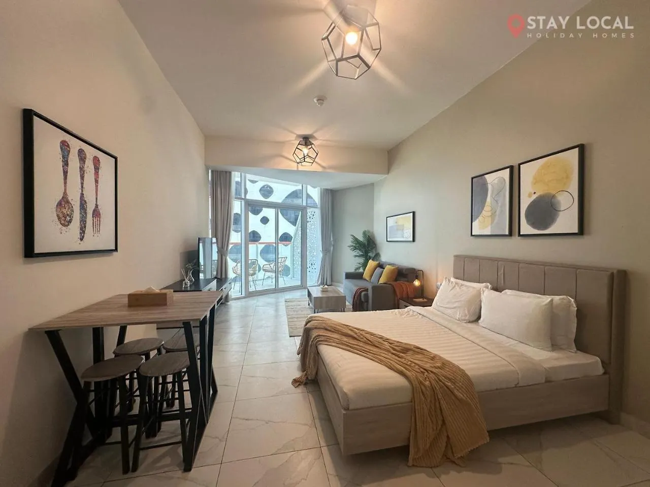 아파트 Uptown Getaway Charming Studio With Canal Burj & View 두바이