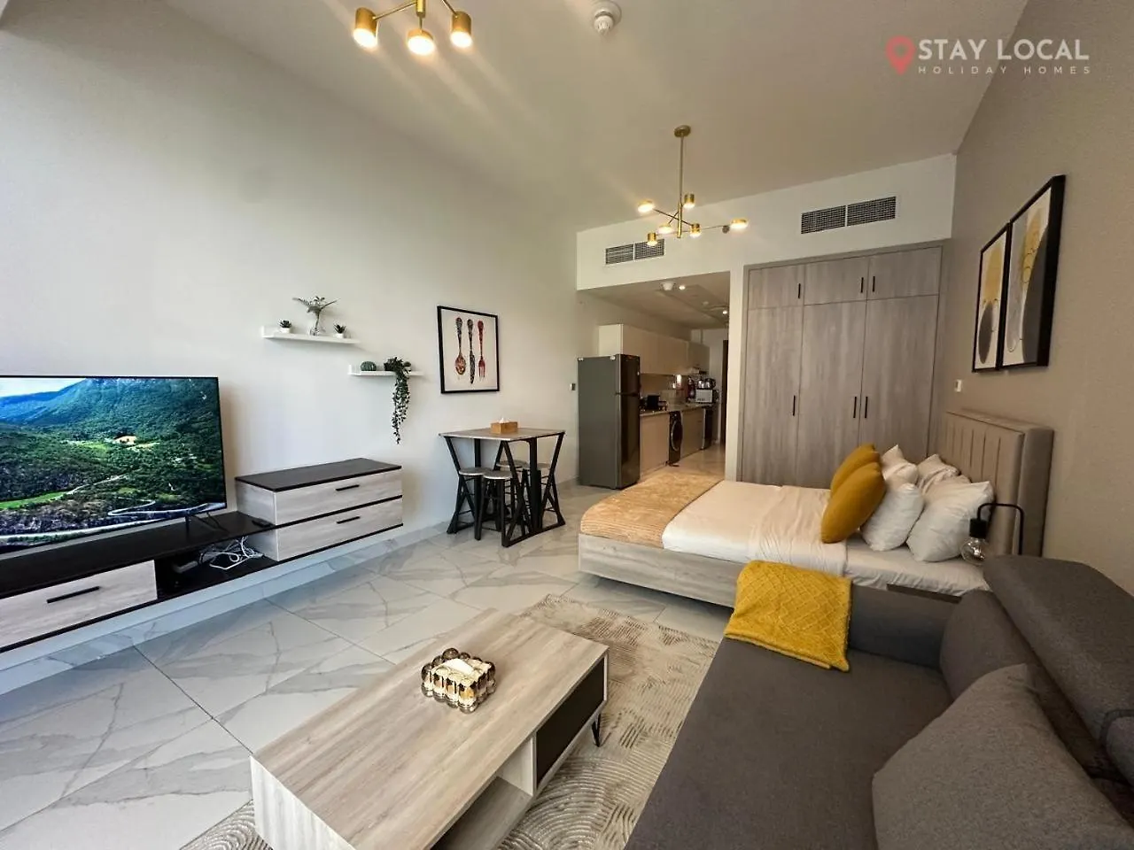 Uptown Getaway Charming Studio With Canal Burj & View 두바이 0*,  아랍에미리트