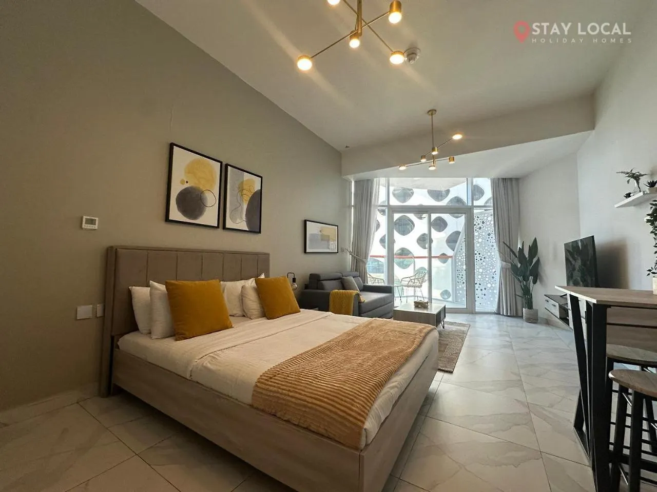 Uptown Getaway Charming Studio With Canal Burj & View 두바이 0*,