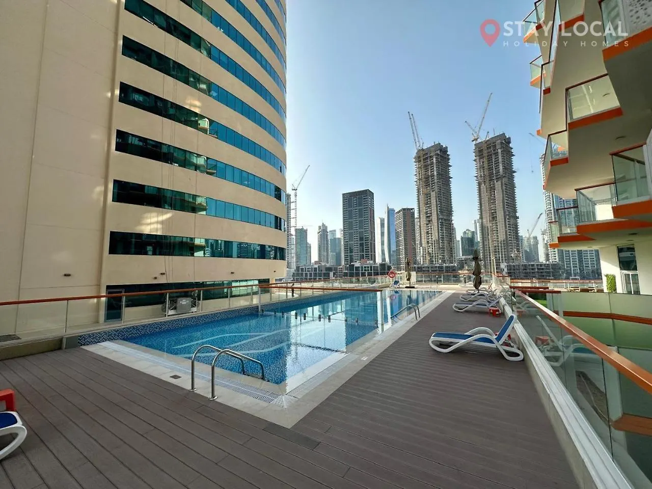 Uptown Getaway Charming Studio With Canal Burj & View 두바이 0*,  아랍에미리트