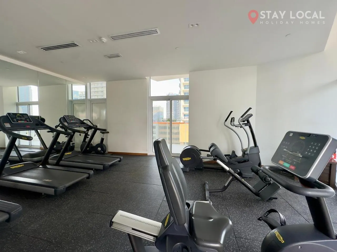 Uptown Getaway Charming Studio With Canal Burj & View 두바이 0*,